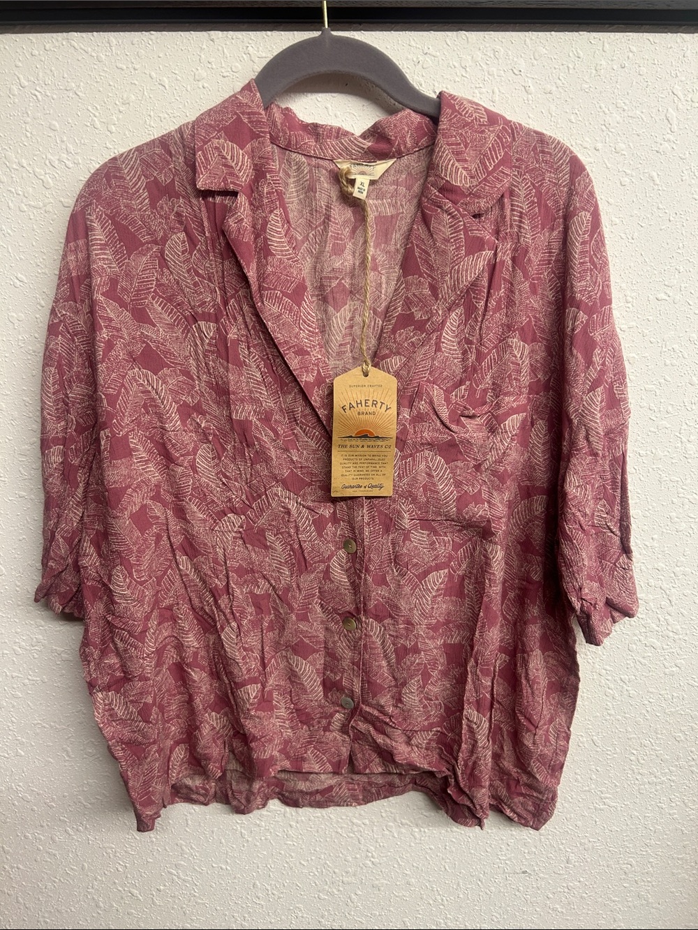 Faherty Dusty Rose Short Sleeve Button-Up with Cream Leaf Print